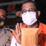 KPK Tetapkan Mantan Walikota Ambon Richard Louhenapessy Tersangka Kasus TPPU