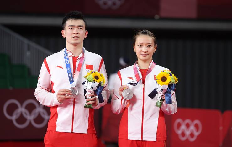 Pebulu Tangkis Campuran China Huang Ya qiong Pensiun Setelah Zheng Si Wei